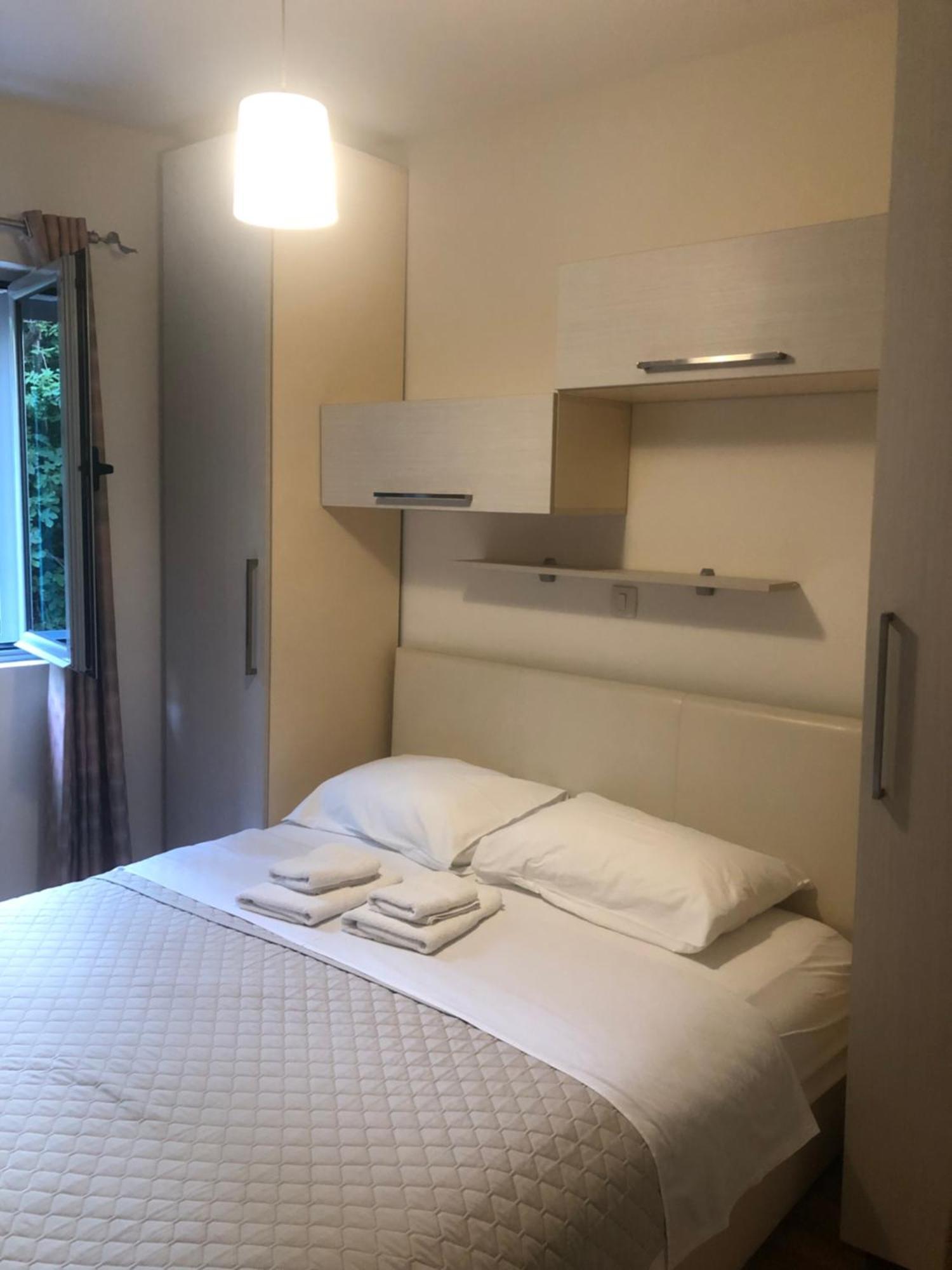Apartments Rafailovic Ljubo ราไฟโลวีซี ภายนอก รูปภาพ