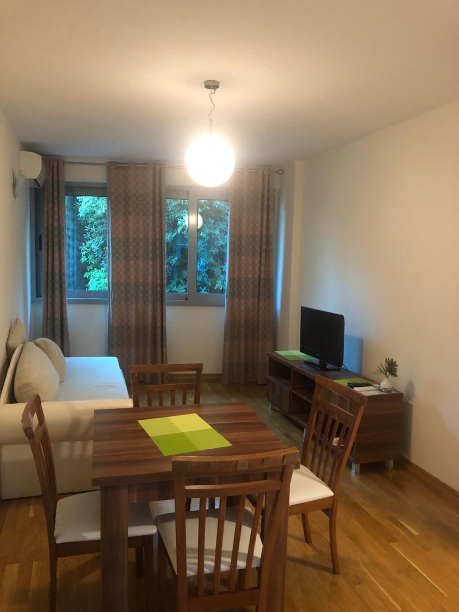 Apartments Rafailovic Ljubo ราไฟโลวีซี ภายนอก รูปภาพ