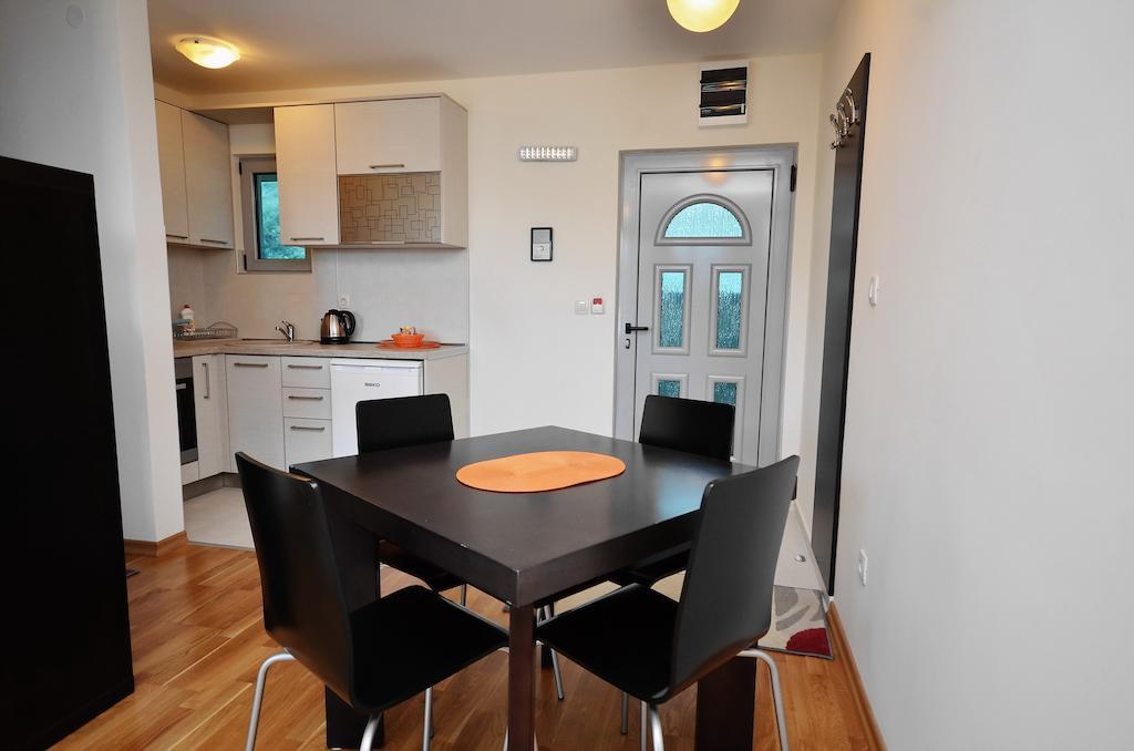 Apartments Rafailovic Ljubo ราไฟโลวีซี ภายนอก รูปภาพ