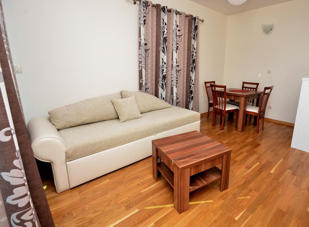 Apartments Rafailovic Ljubo ราไฟโลวีซี ภายนอก รูปภาพ